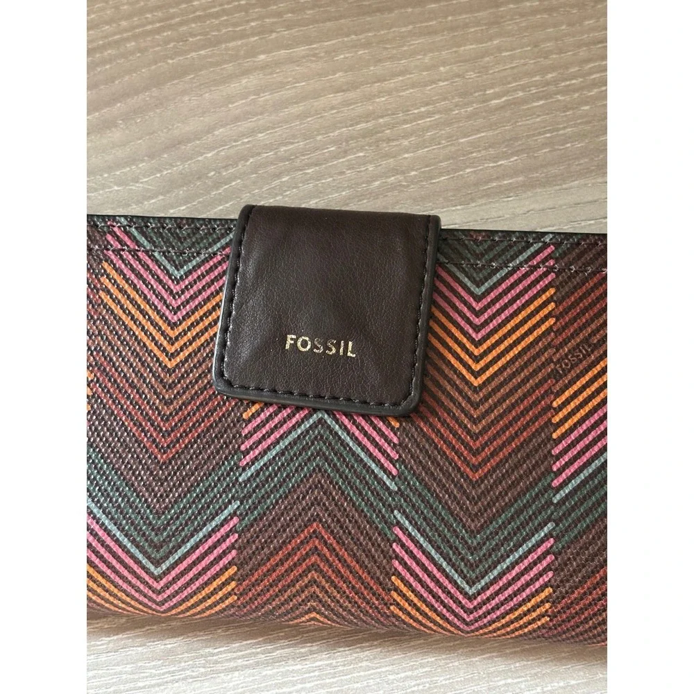 Fossil Logan Bifold Wallet Multicolor Chevron Coated‎ Canvas Leather Trim Slim